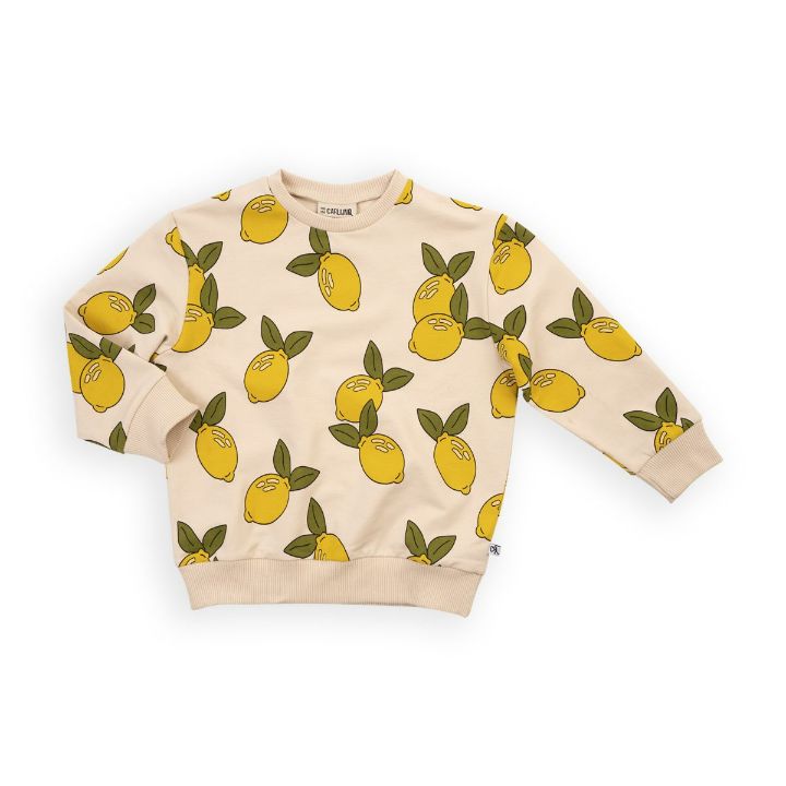 The organic cotton kid's jumper with all-over lemon print online in Hong Kong and Singapore. The Lemon Kid's jumper is in sand base and lemon all over print on it, made with organic cotton by CarlijnQ. Milimilu offers sustainable kid's clothing from lightweight organic cotton online in Hong Kong and Singapore.