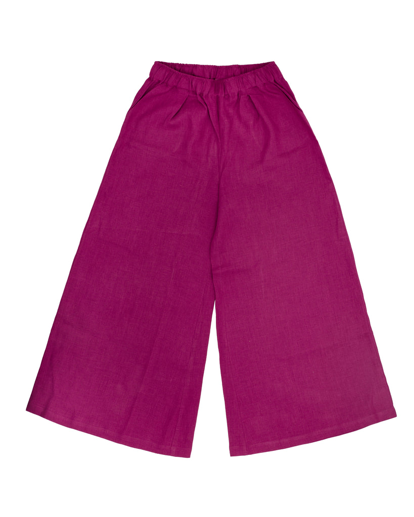Sustainable and breathable linen women's pants in raspberry color are handcrafted from pure, soft-washed linen. These eco-friendly light linen palazzo pants are made from high-quality linen. Slow women's fashion from breathable linen by MiliMilu in Hong Kong and Singapore. Women linen pants for casual wear and office.