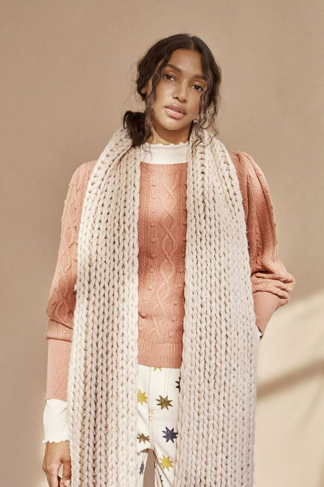 Recycled cashmere knitted jumper for women with puff sleeves the most beautiful knit at MiliMilu. Mini Me styles for Mommy and daughter twinning available.