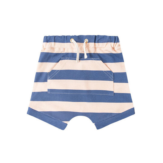 Sustainable, organic cotton and breathable shorts for kids, girls and boys. Perfect summer kids shorts for girls and boys in Hong Kong and Singapore. 