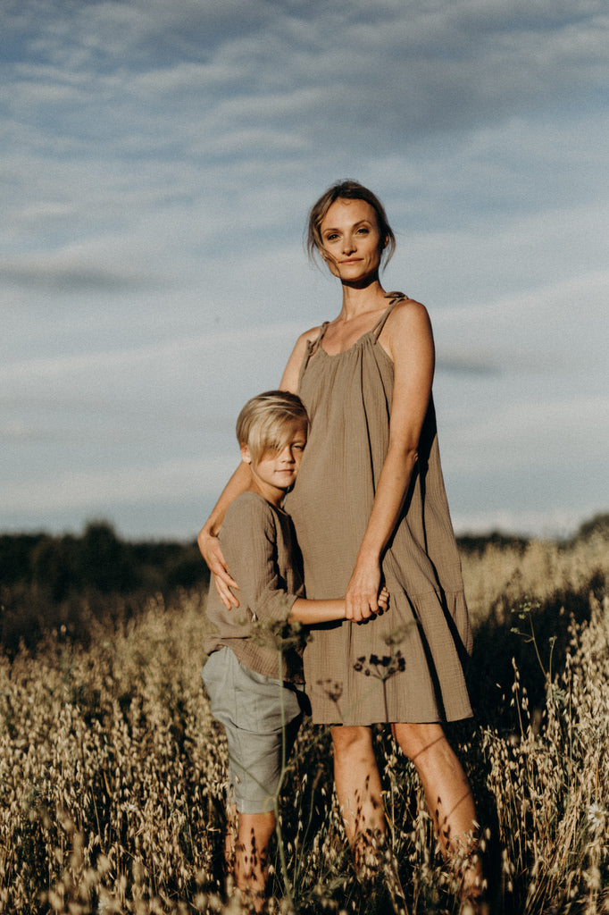 Breathable lightweight unisex muslin shirt from organic lightweight cotton (GOTS), handcrafted with love. Family matching is available for Mommy and son styles.