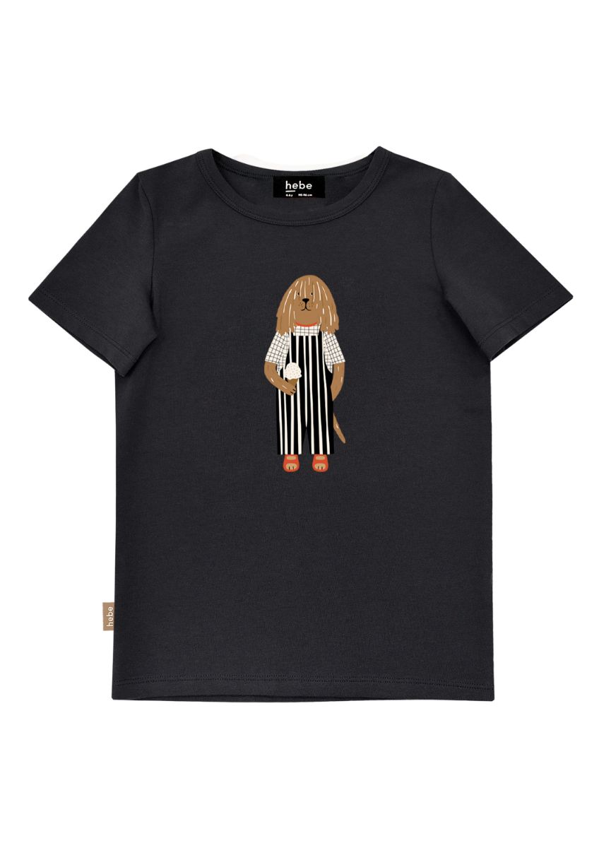 A breathable organic cotton (GOTS) men's t-shirt in dark grey color is comfortable and stylish. Mini Me styles are available or full family matching!