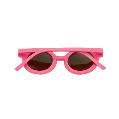 The new sustainable kid's sunglasses in bright pink colour by Grech & Co are made from an eco-friendly/non-toxic break-resistant material - offering higher durability and longevity. Milimilu offers sunglasses for baby, kids and women with family matching. Stylish kids' sunglasses online in Hong Kong and Singapore.